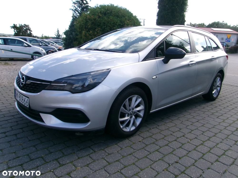 Opel Astra - 1