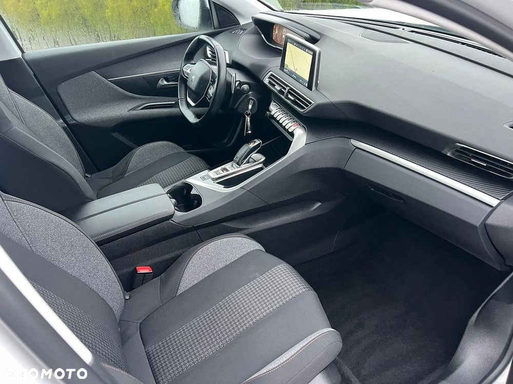 Peugeot 3008 - 15