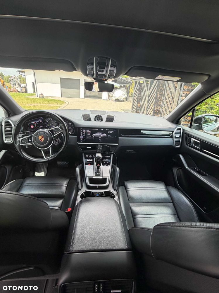 Porsche Cayenne - 7