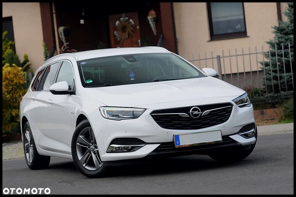 Opel Insignia - 13