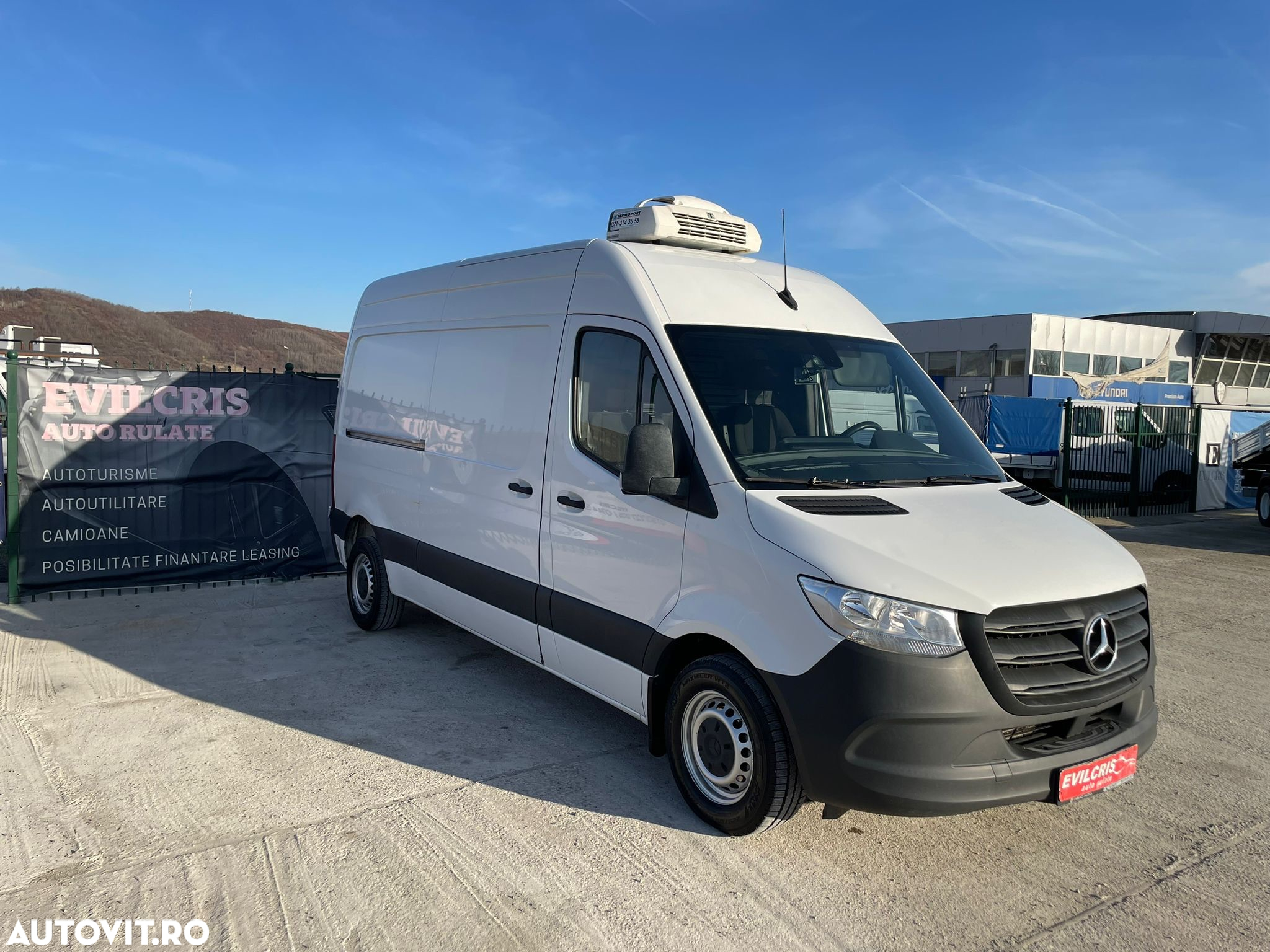 Mercedes-Benz Sprinter FRIGORIFIC THERMO KING - 24