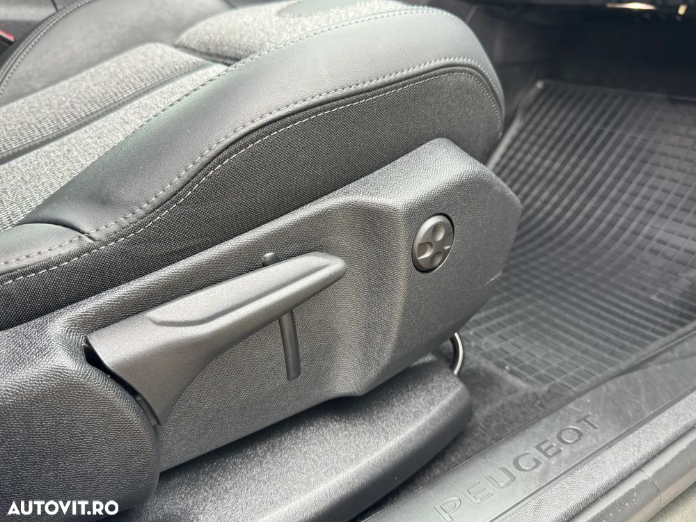 Peugeot 3008 BlueHDi 130 Stop & Start Allure - 27