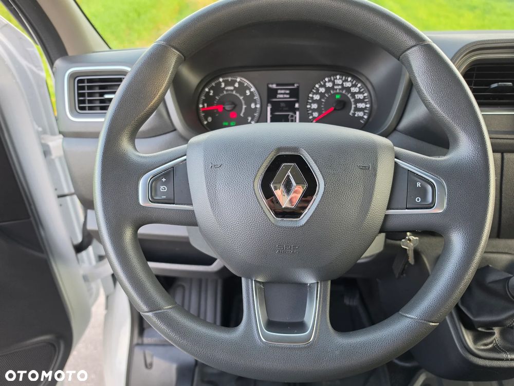Renault Master - 18