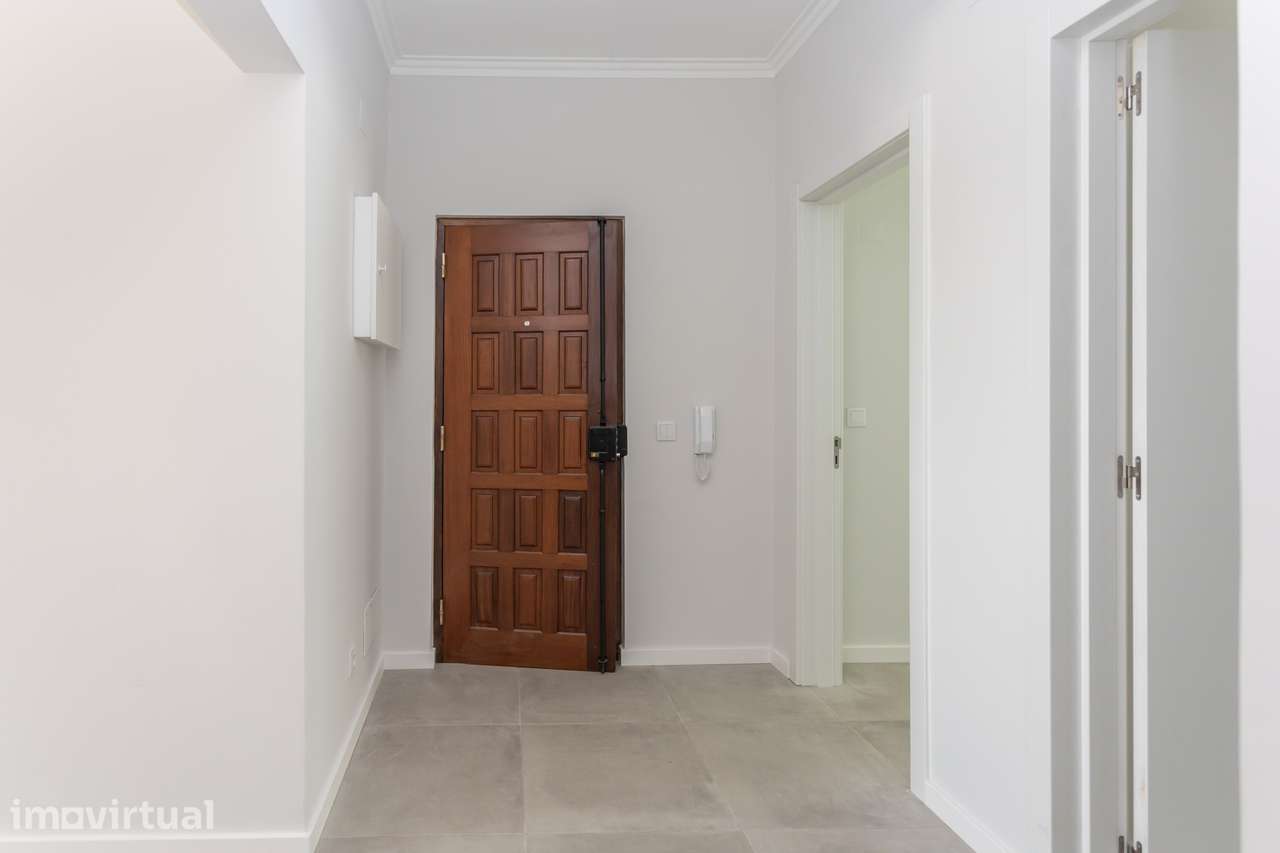 APARTAMENTO T3  REMODELADO CASAL DO MARCO - Grande imagem: 3/16