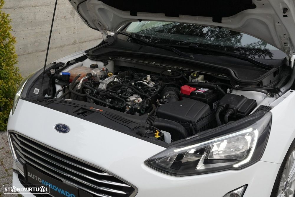 Ford Focus 1.0 EcoBoost MHEV Titanium - 34