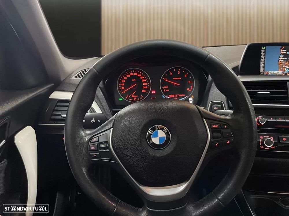 BMW 116 d Line Urban - 9