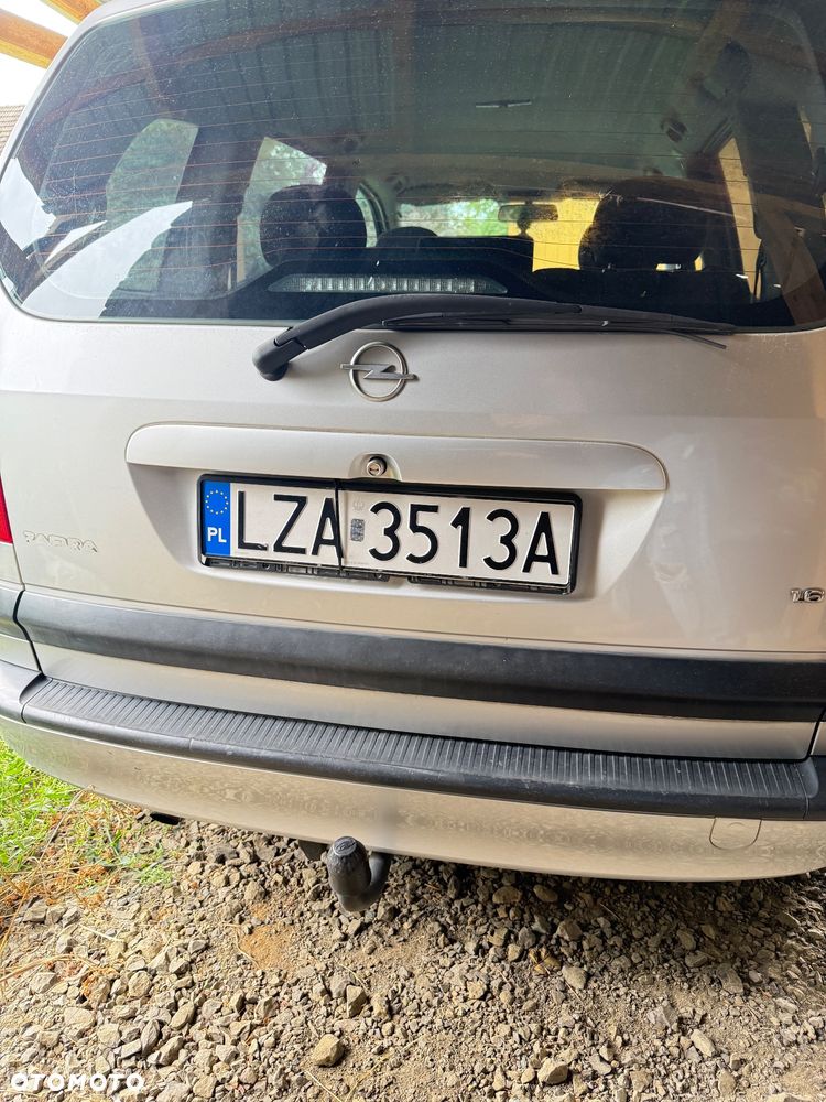 Opel Zafira - 11