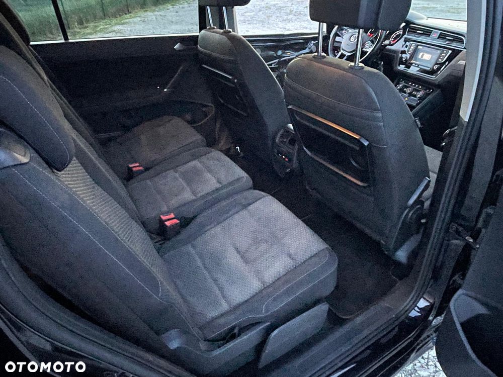 Volkswagen Touran 1.6 TDI SCR BlueMotion Technology Comfortline - 15