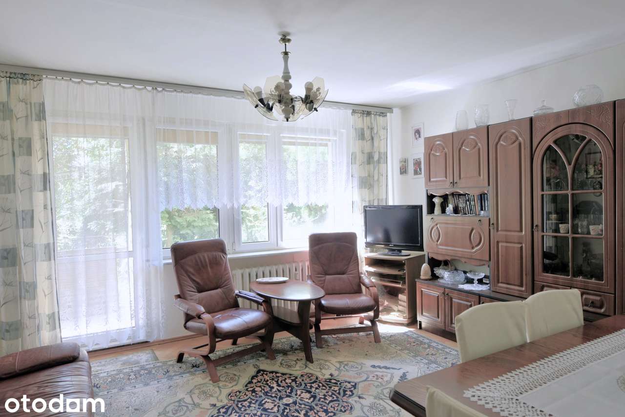 * M-3 z balkonem * ogródek * zadbane* przestrzenne * Dobrzec *