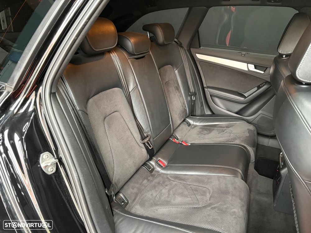 Audi A4 Avant 2.0 TDI Multitronic S-line - 14