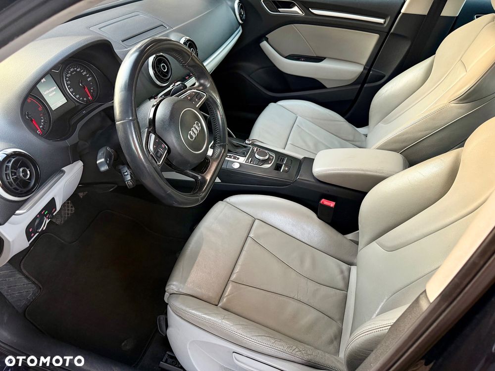Audi A3 Sportback 2.0 TDI S tronic - 11