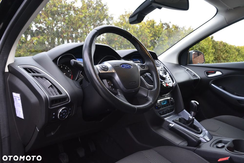 Ford Focus 1.6 EcoBoost Titanium - 12