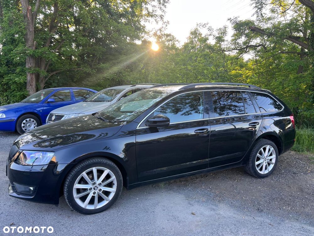 Skoda Octavia 2.0 TDI DSG Ambition - 3