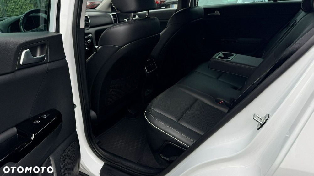 Kia Sportage - 12
