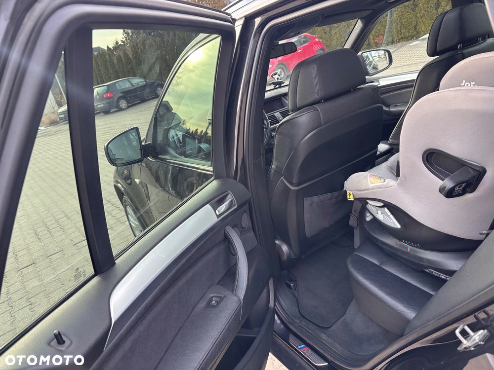 BMW X5 xDrive50i - 12