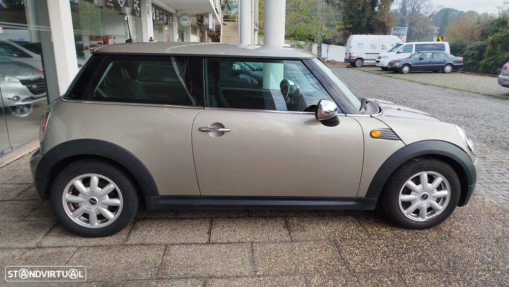 MINI 3 Portas One - 3