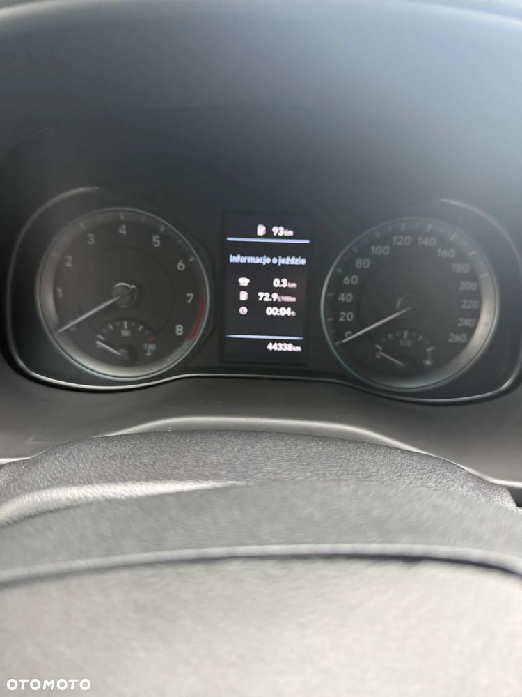 Hyundai Kona 1.6 T-GDI DCT Premium - 24