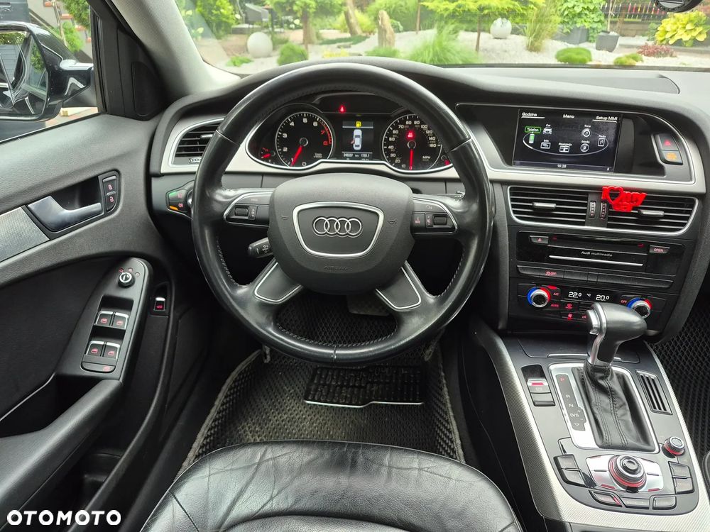 Audi A4 Limousine - 21
