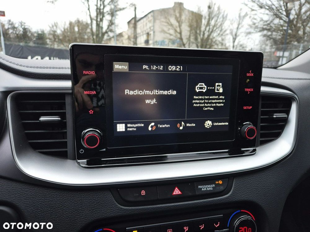 Kia XCeed 1.5 T-GDI M - 28