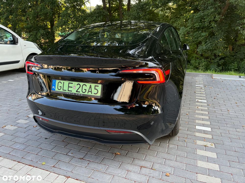 Tesla Model 3 AWD - 6