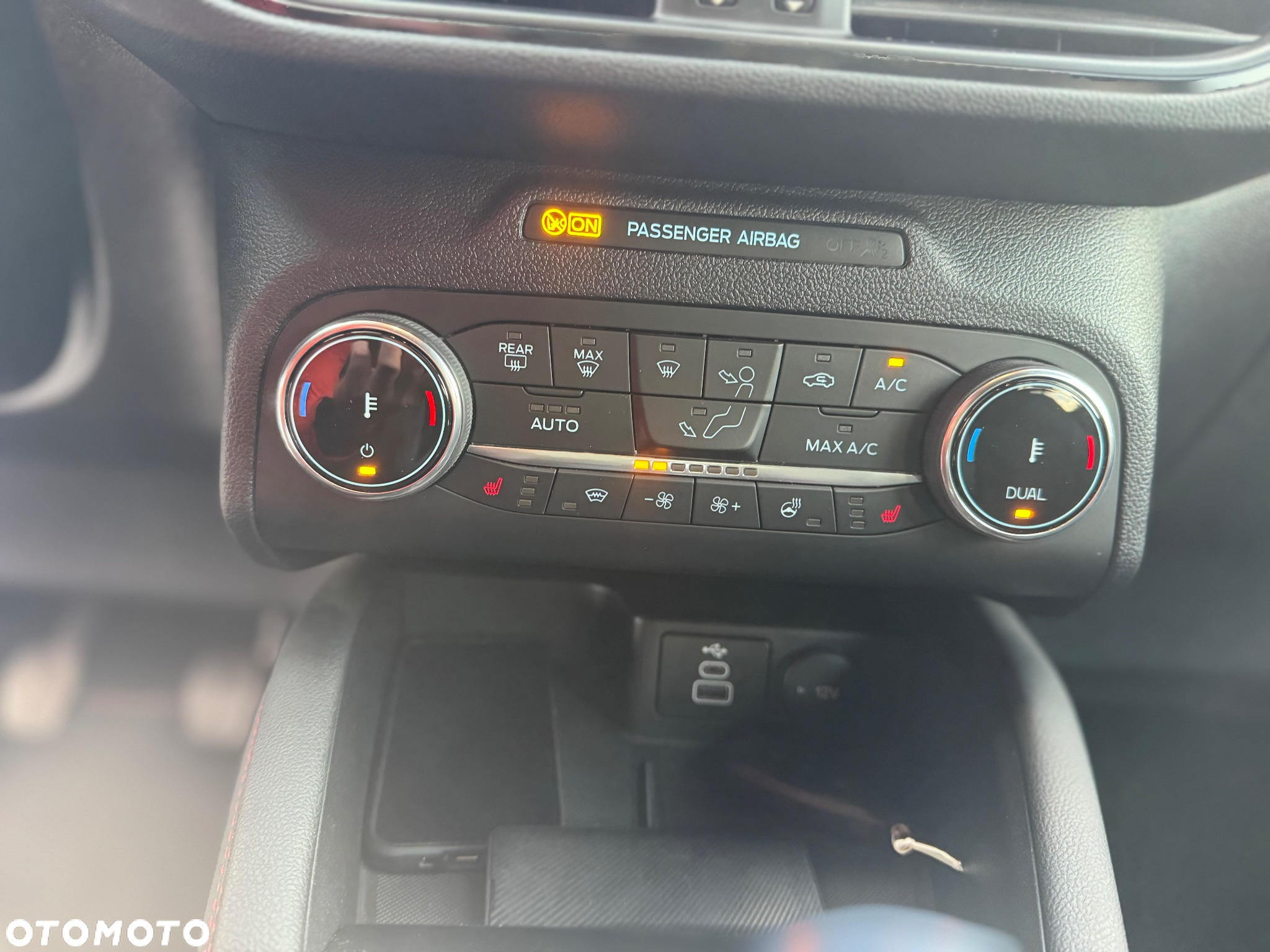 Ford Kuga - 18
