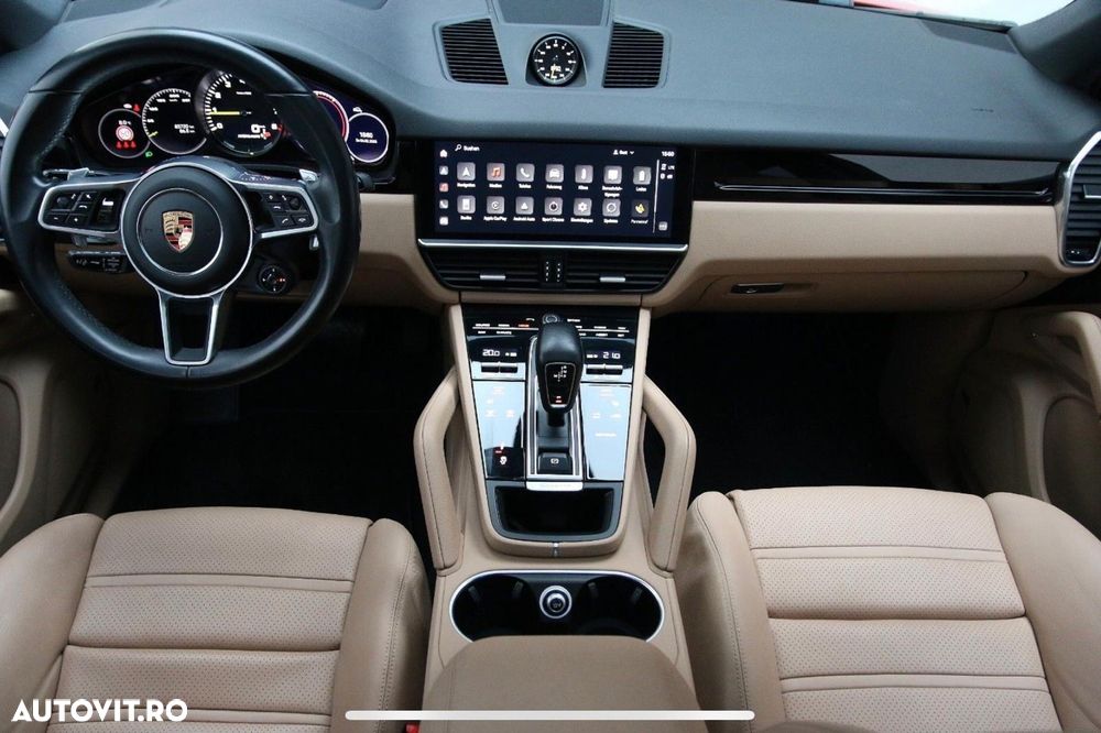 Porsche Cayenne - 8