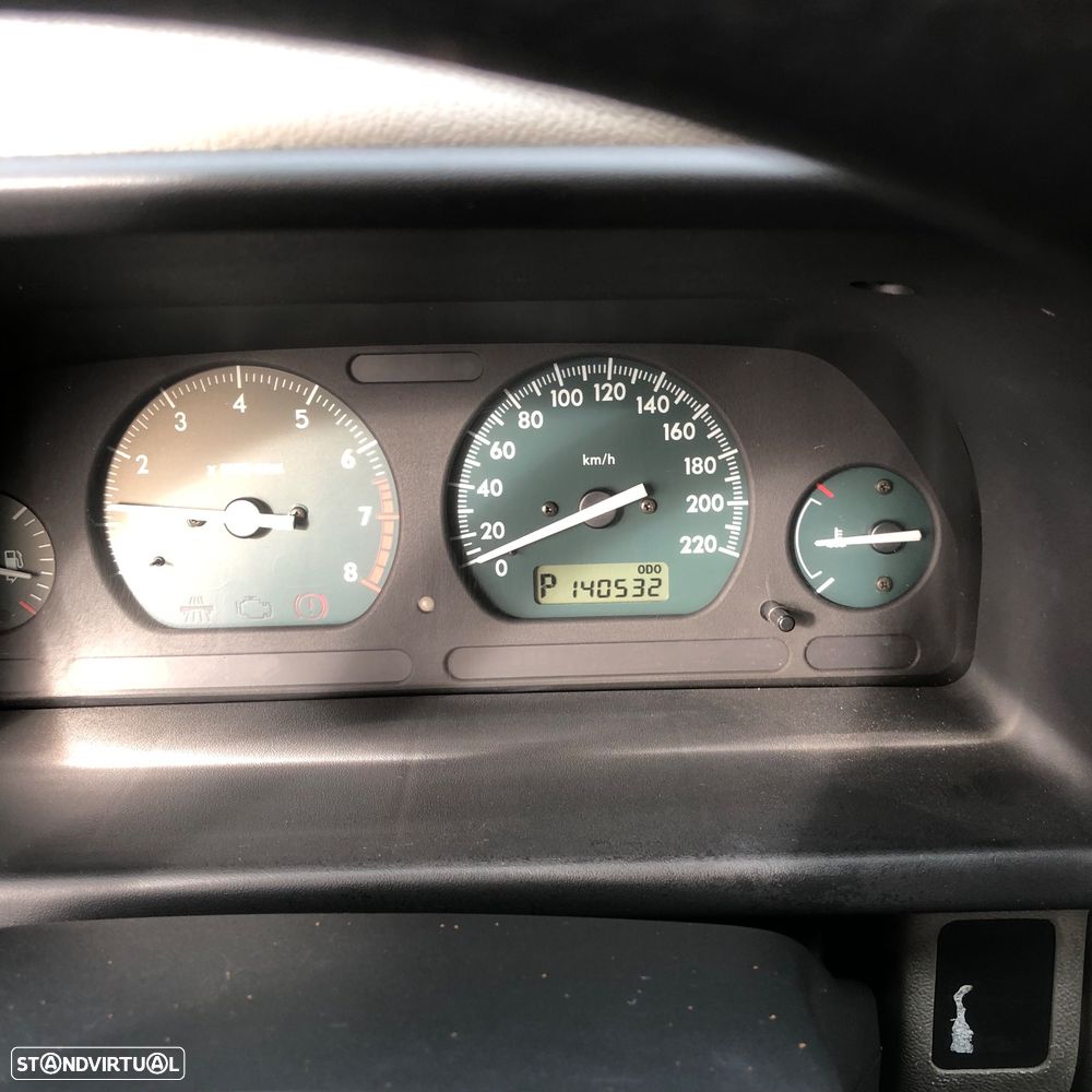 Land Rover Freelander 2.5 V6 Steptronic - 17