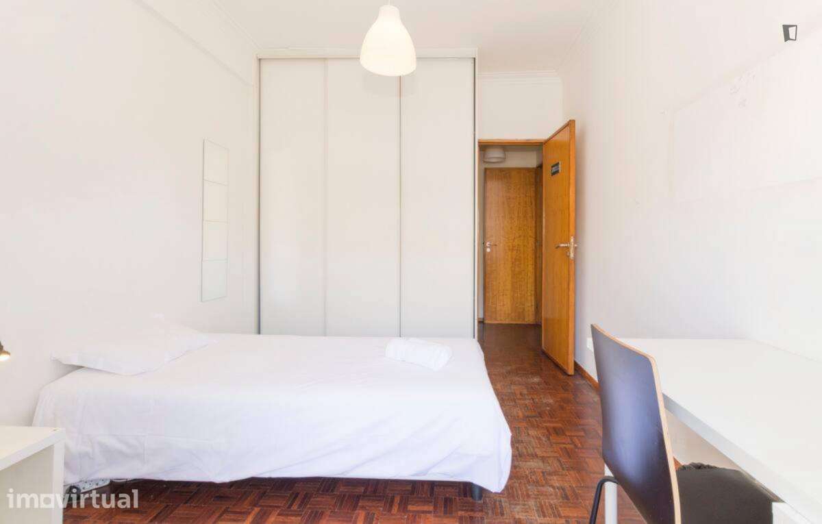 Apartamento com 3 quartos - localizado em Setubal - Grande imagem: 4/16