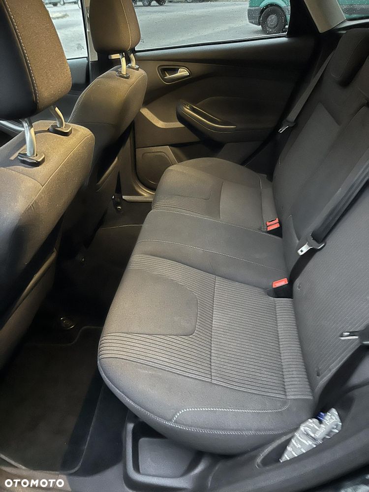 Ford Focus 1.6 EcoBoost Trend Sport - 12