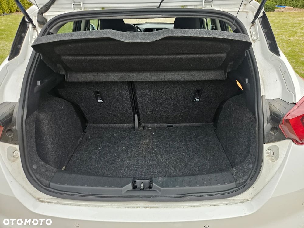 Nissan Micra 1.0 IG-T Tekna - 10