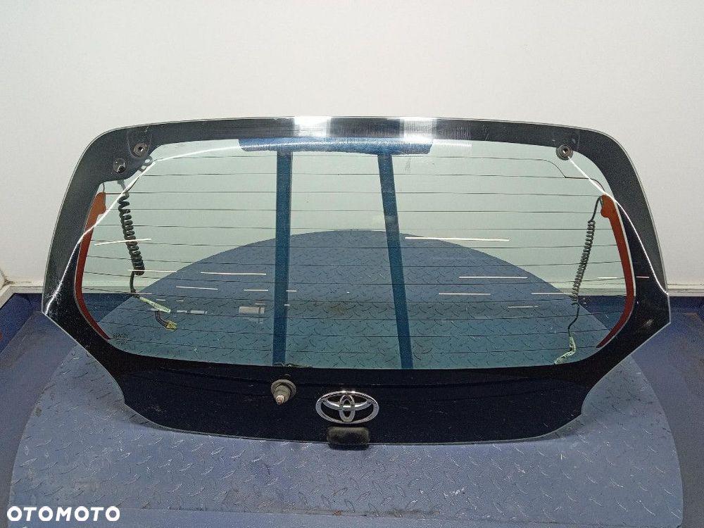 TOYOTA AYGO I TYLNA KLAPA BAGAŻNIKA SZYBA TYŁ - 1