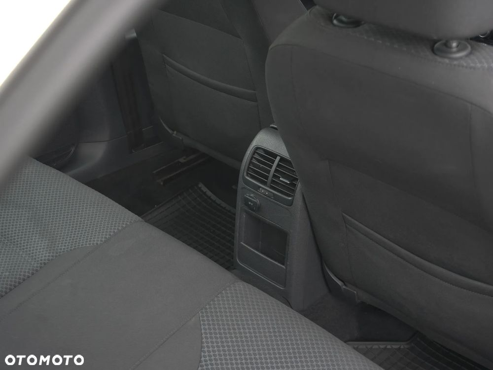 Volkswagen Jetta 2.0 TDI DPF BMT Comfortline - 9