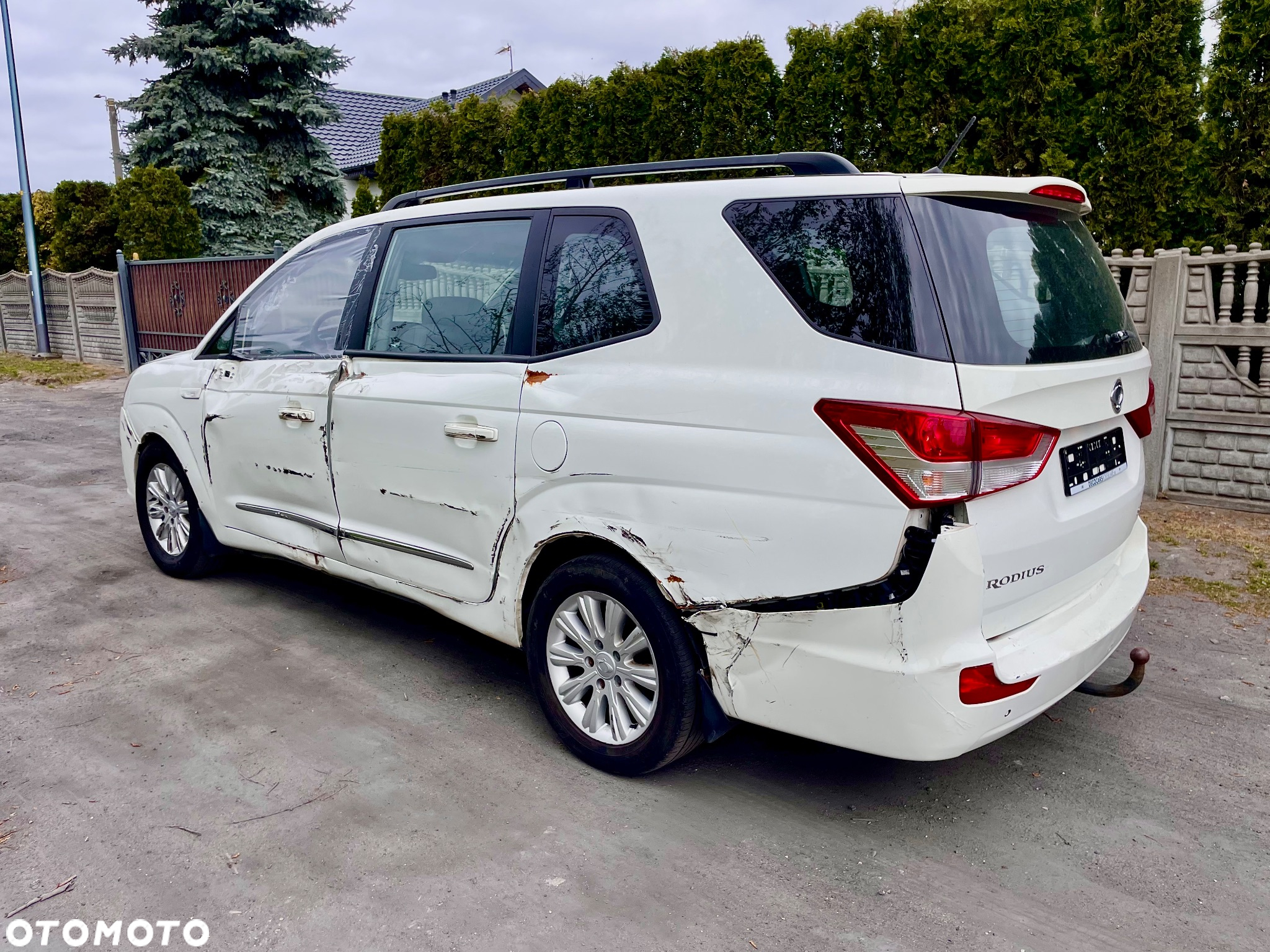 SsangYong/KGM Rodius - 9