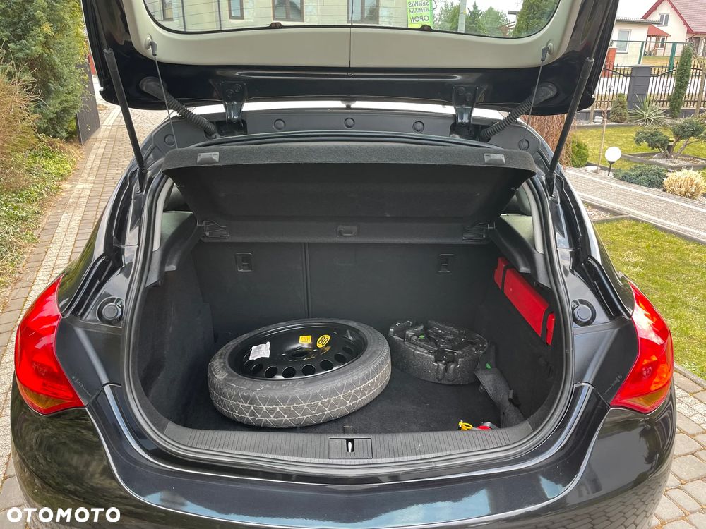 Opel Astra 1.4 T Enjoy - 11