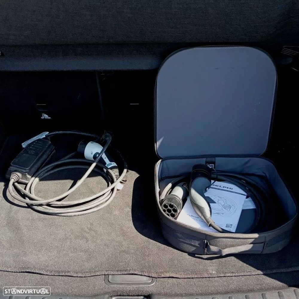 Mercedes-Benz EQA 300 4Matic AMG Line - 31