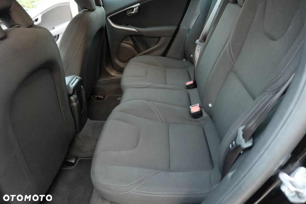 Volvo V40 D3 Geartronic Summum - 10