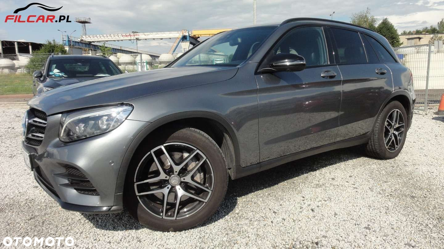 Mercedes-Benz GLC - 22