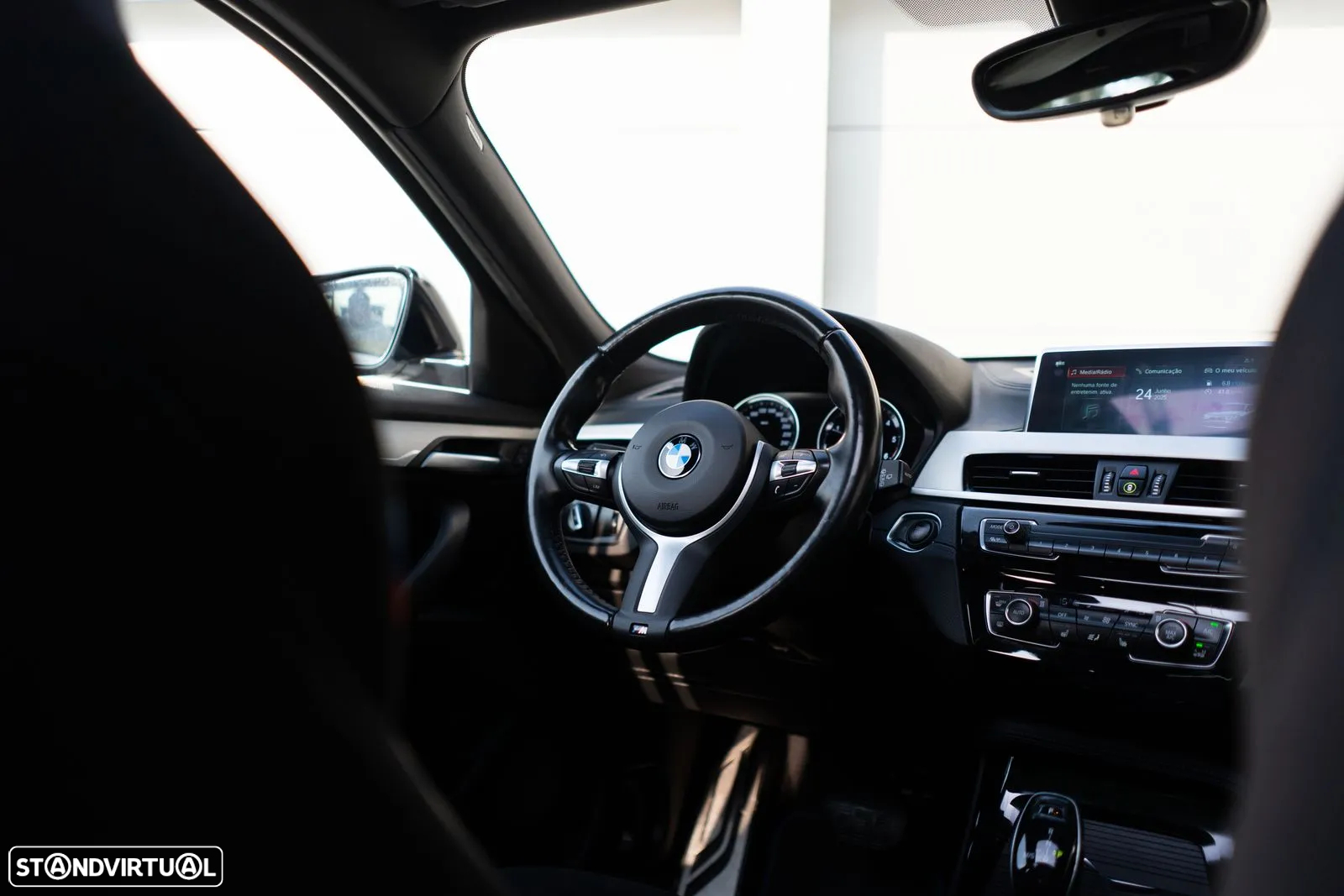 BMW X2 18 d xDrive Auto Pack M - 23