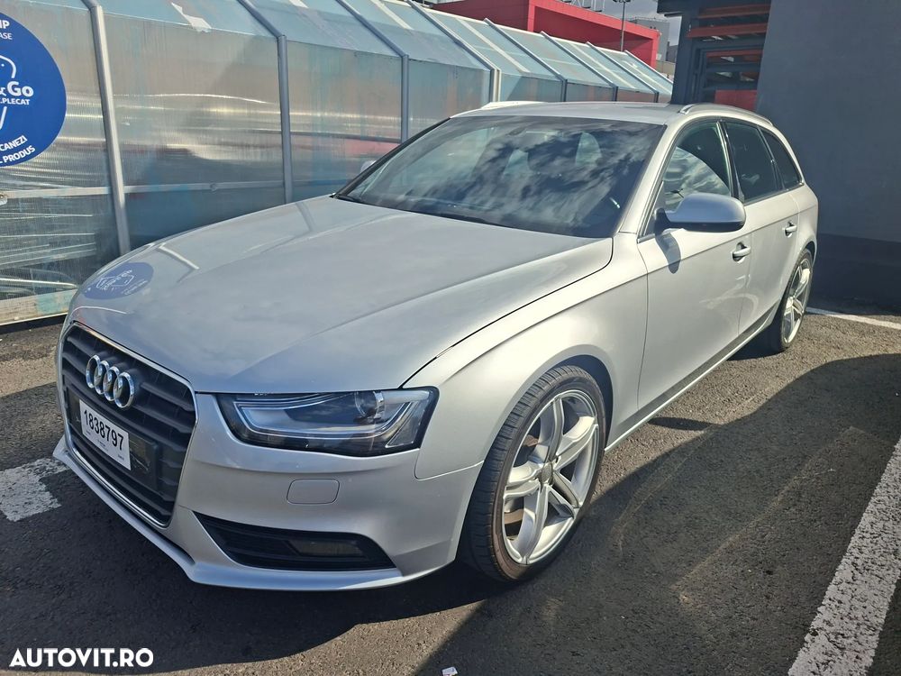 Audi A4 Avant 2.0 TDI DPF Ambiente - 13