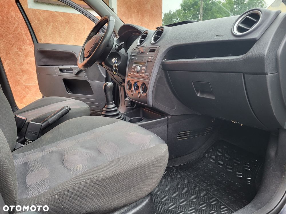 Ford Fusion - 6