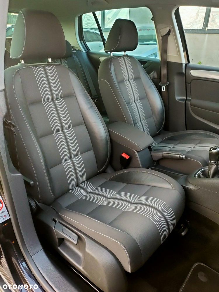 Volkswagen Golf - 21