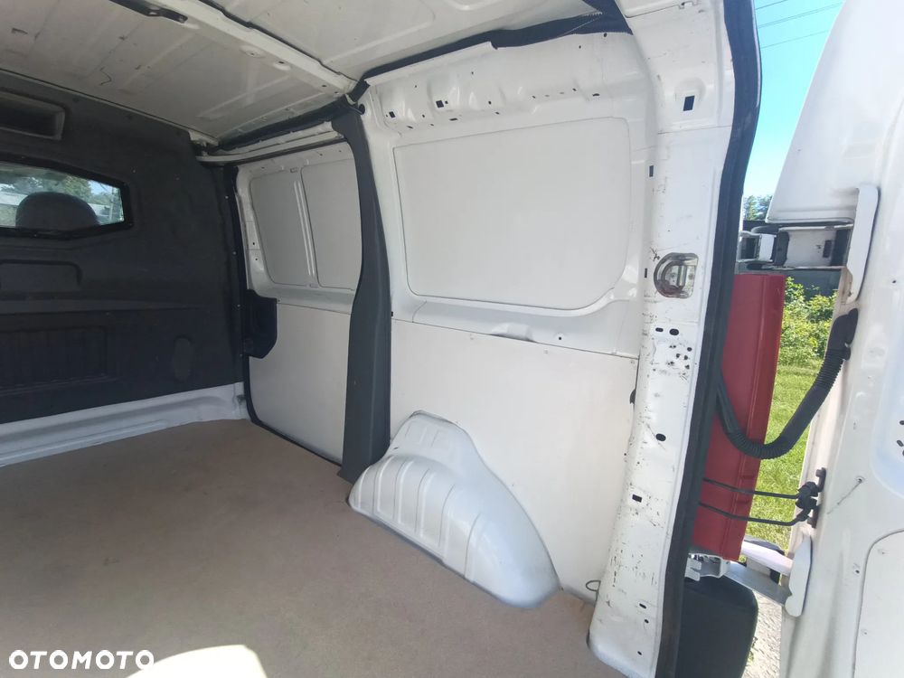 Citroën Jumpy 2.0 diesel 128 kM manual 2014 rok HAK, BAGAŻNIK DACHOWY, czujniki parkowania, ORGINALNY PRZEBIEG, sprowadzony ze Szwecji! - 35