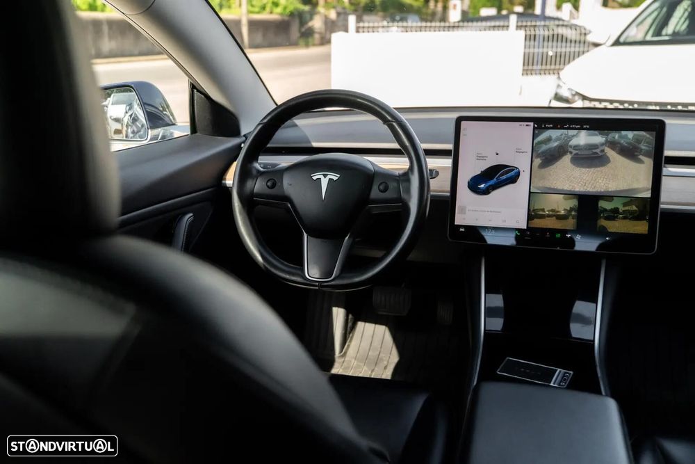 Tesla Model 3 Standard Range Plus RWD - 18