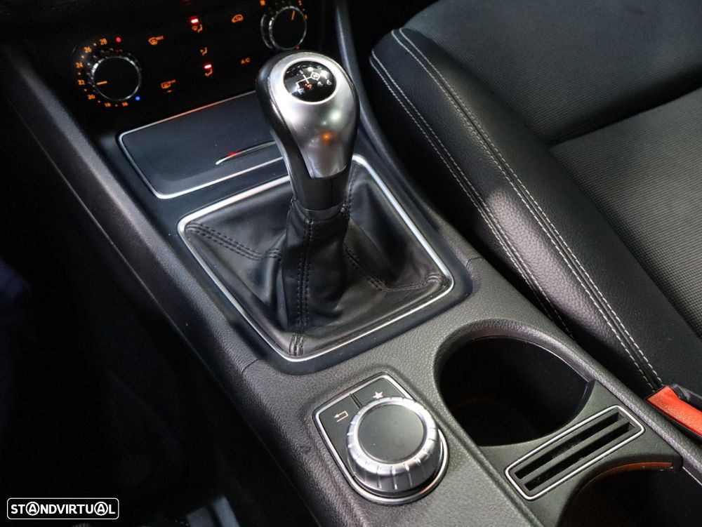 Mercedes-Benz A 180 d Style - 14