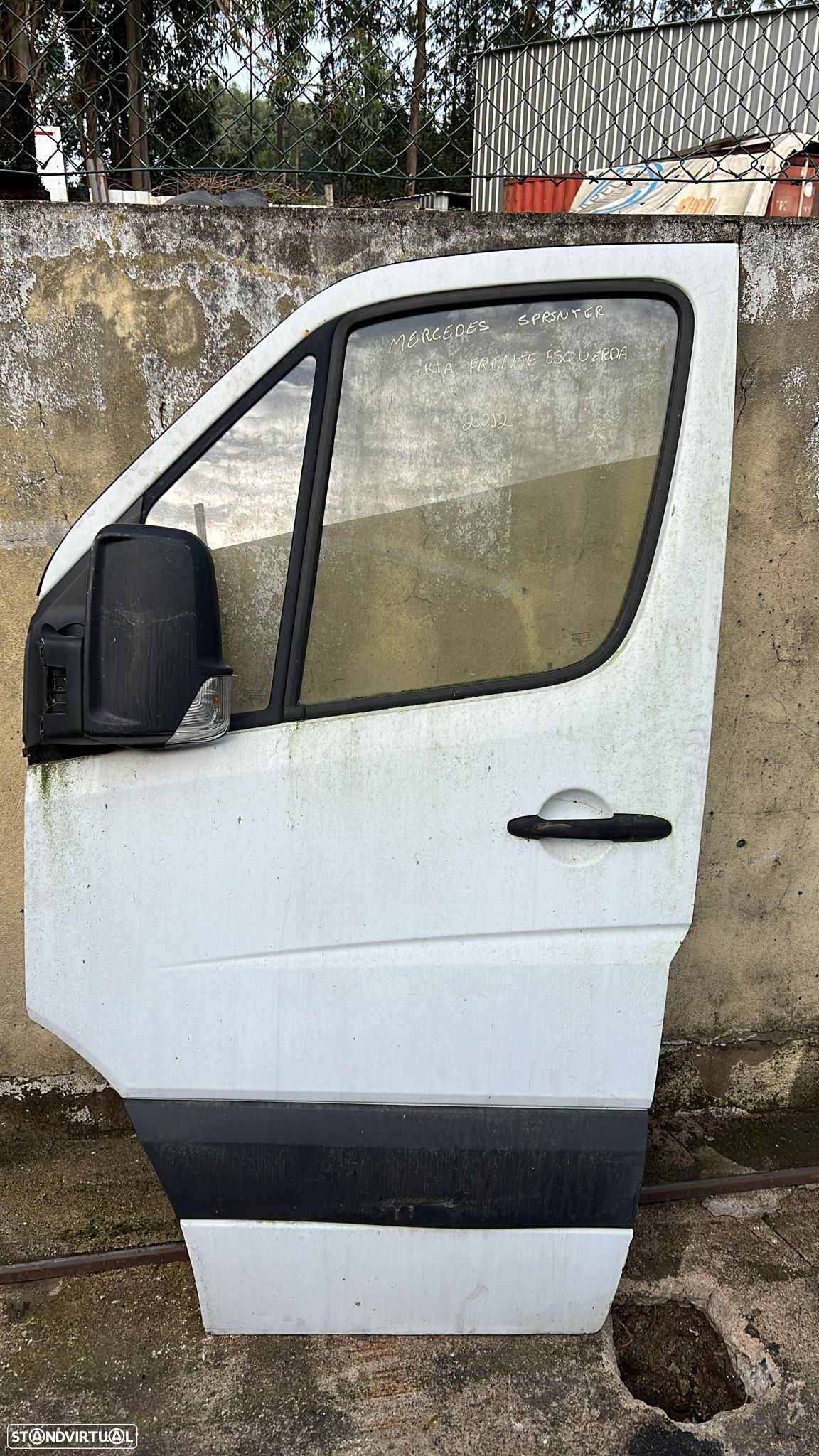 Porta Frente Esquerda Mercedes Sprinter - 2
