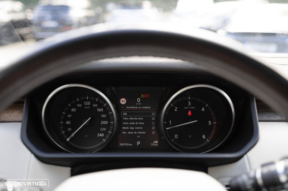 Land Rover Discovery 3.0 TD6 HSE Auto - 36