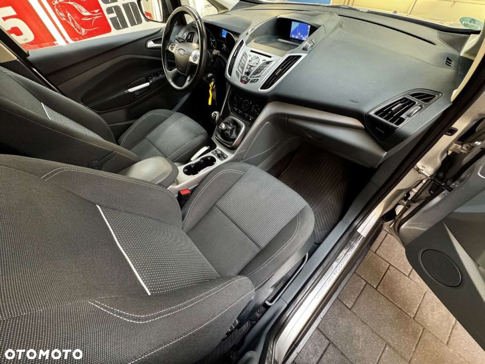 Ford C-MAX 2.0 TDCi Champions Edition - 38