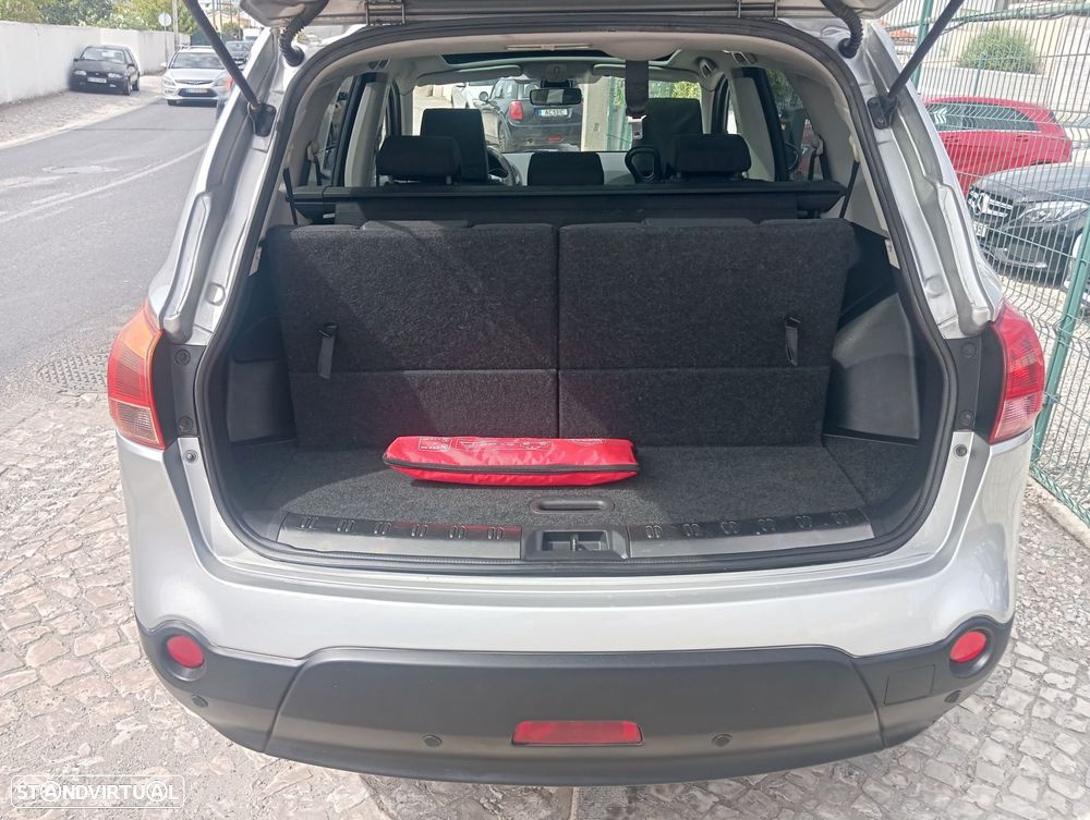 Nissan Qashqai +2 1.6 Tekna Sport 17 - 18