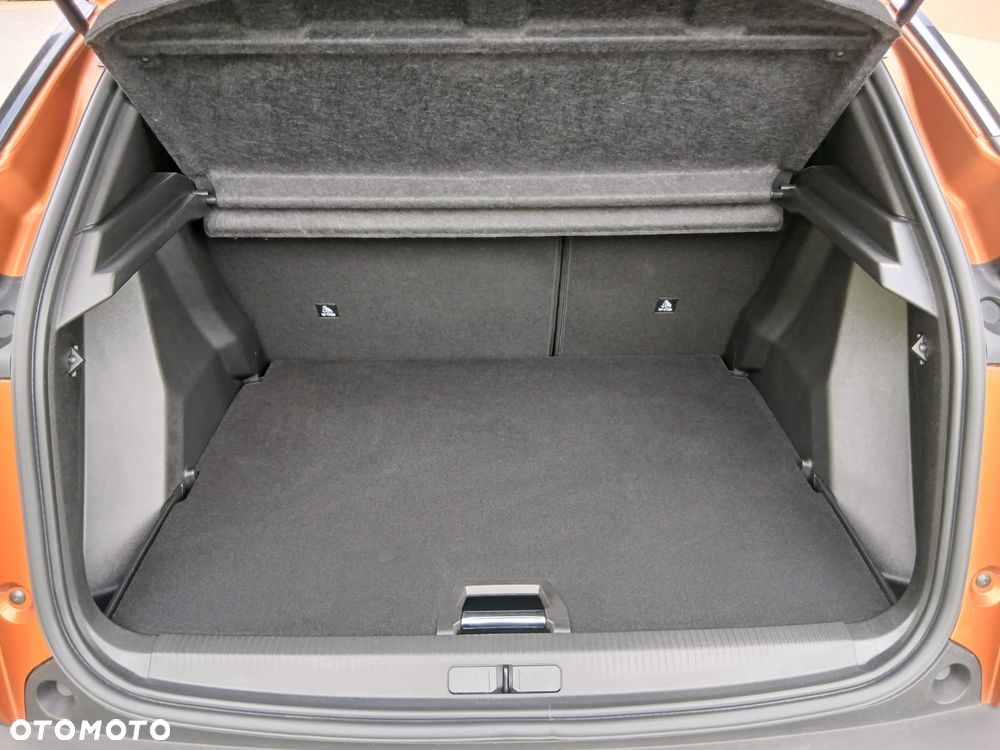 Peugeot 2008 1.2 PureTech Allure Pack S&S EAT8 - 13