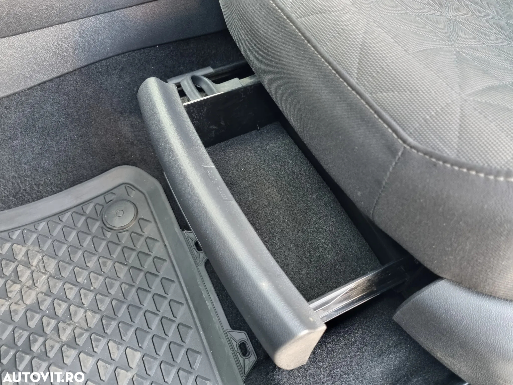 Volkswagen Tiguan 2.0 TDI SCR DSG Life - 37